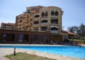 1/2/3 Bedroom beach apartment for sale