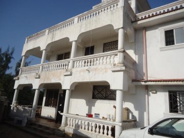 5 Bedroom House,Own compound for sale in Shanzu