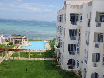3 Bedroom fully furnished Beach Apartment