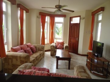 3 Bedroom Beach townhouse fully furnished with pool