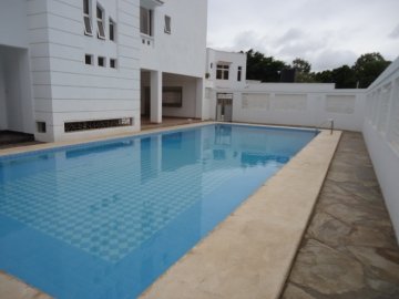 5 Bedroom House for rent with pool