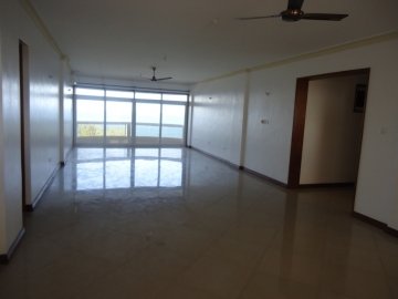 4 Bedroom Apartment,sea view, lift, pool