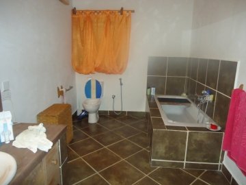 2 Bedroom Bungalow with pool,Mtwapa on 0.314 Acres