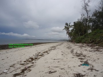 2.75 Acres Sandy Beach plot for Sale Nyali
