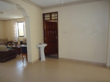 4 BedroomsMassionatte for sale in Bamburi-nearLakeview Estate