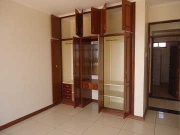 3 Bedroom apartment to let, Kizingo