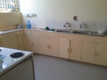 4 bedroom own compound with swimming pool for rent