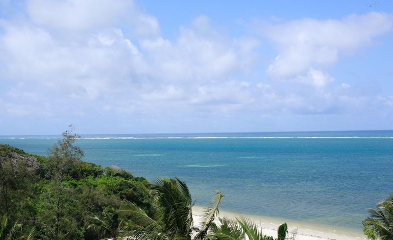 Luxurious Beachfront Penthouse For Sale In Mombasa