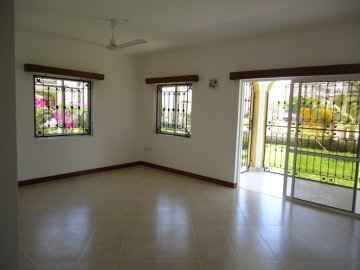 3 Bedroom Ensuite Maisonette Available For sale in Shanzu