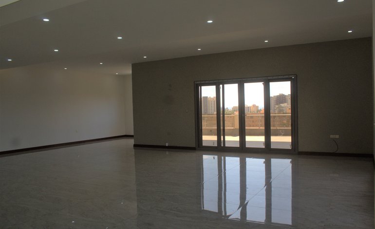 4 Bedroom Penthouse for Sale in Nyali