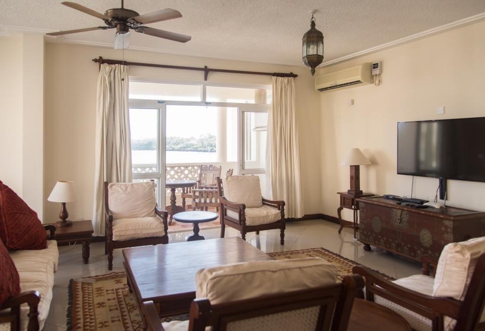 3 bedrooms fully furnished Beach apartments for rent