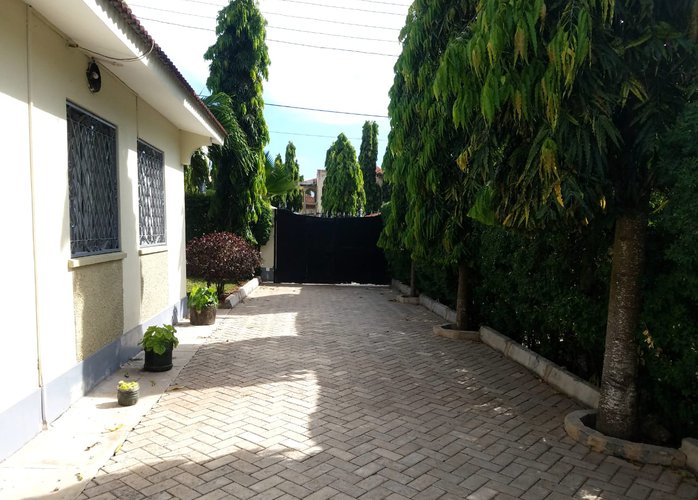 BEAUTIFUL 3 BEDROOM BUNALOW FOR RENT IN NYALIN